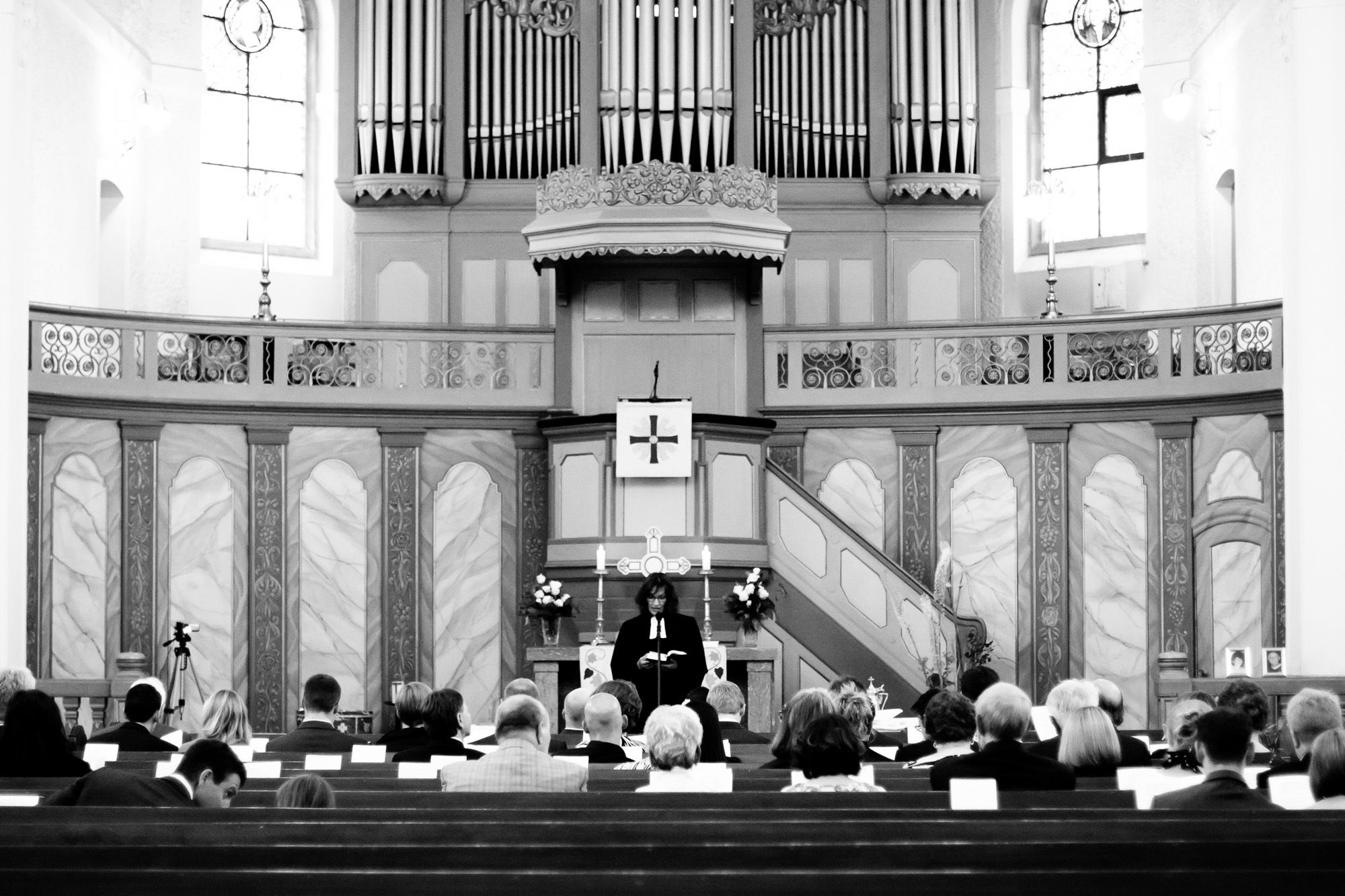 Kirche schwarz-weiß